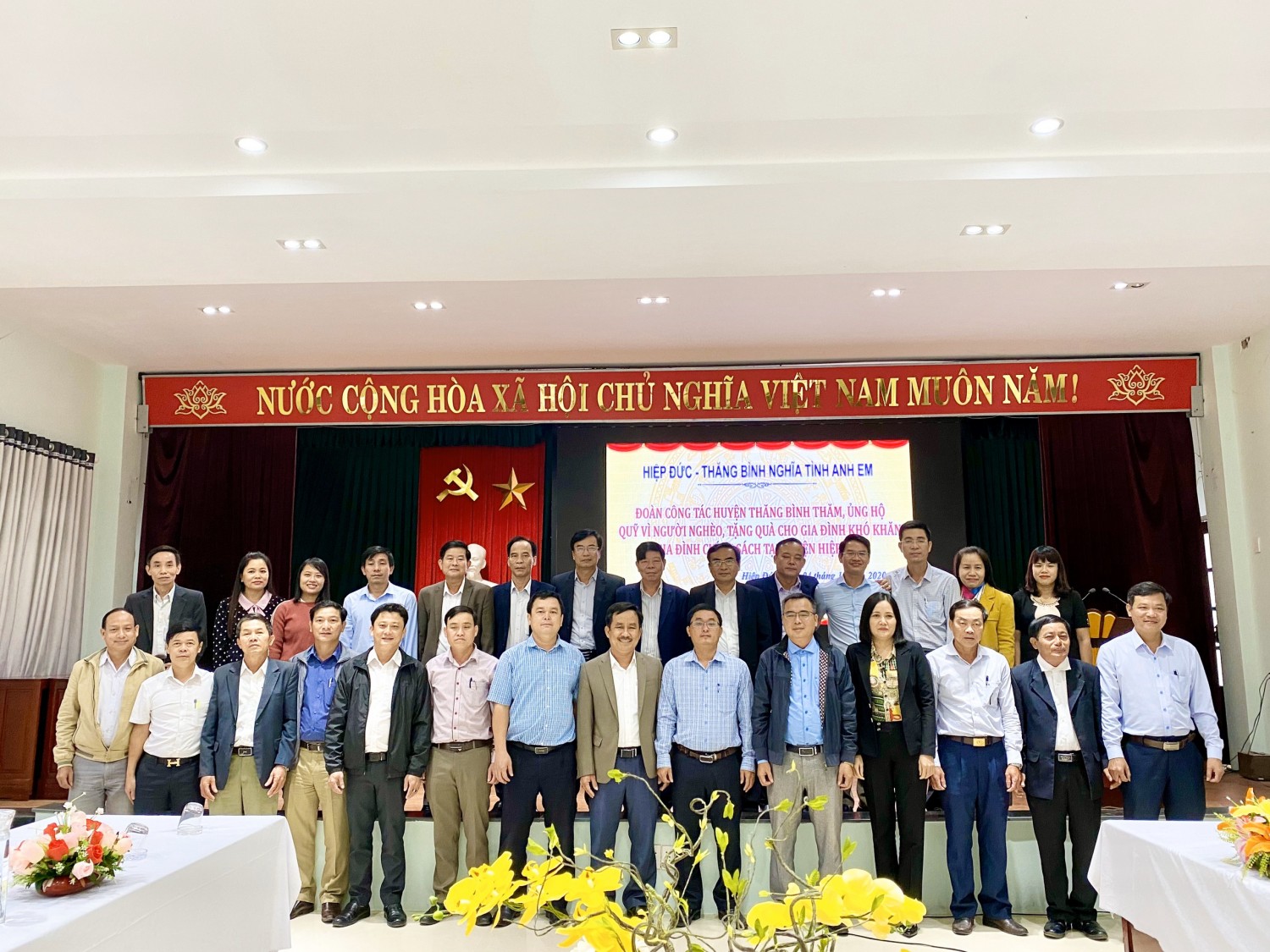 Lãnh đạo huyện Thăng Bình - Hiệp Đức