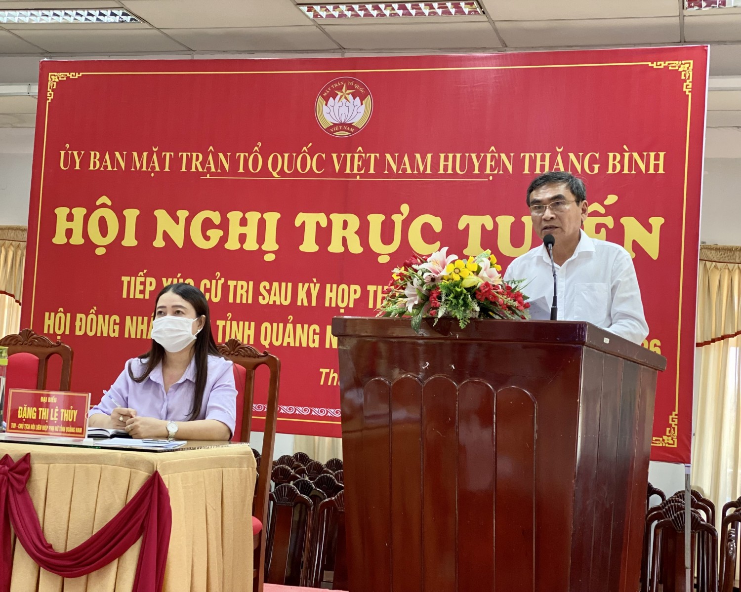 Đại biểu Phan Công Vỹ phát biểu, tiếp thu, giải trình tại hội nghị