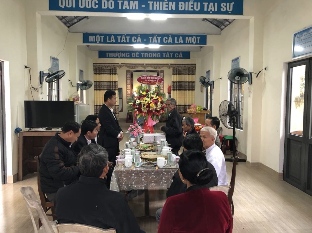 CAO ĐÀI n