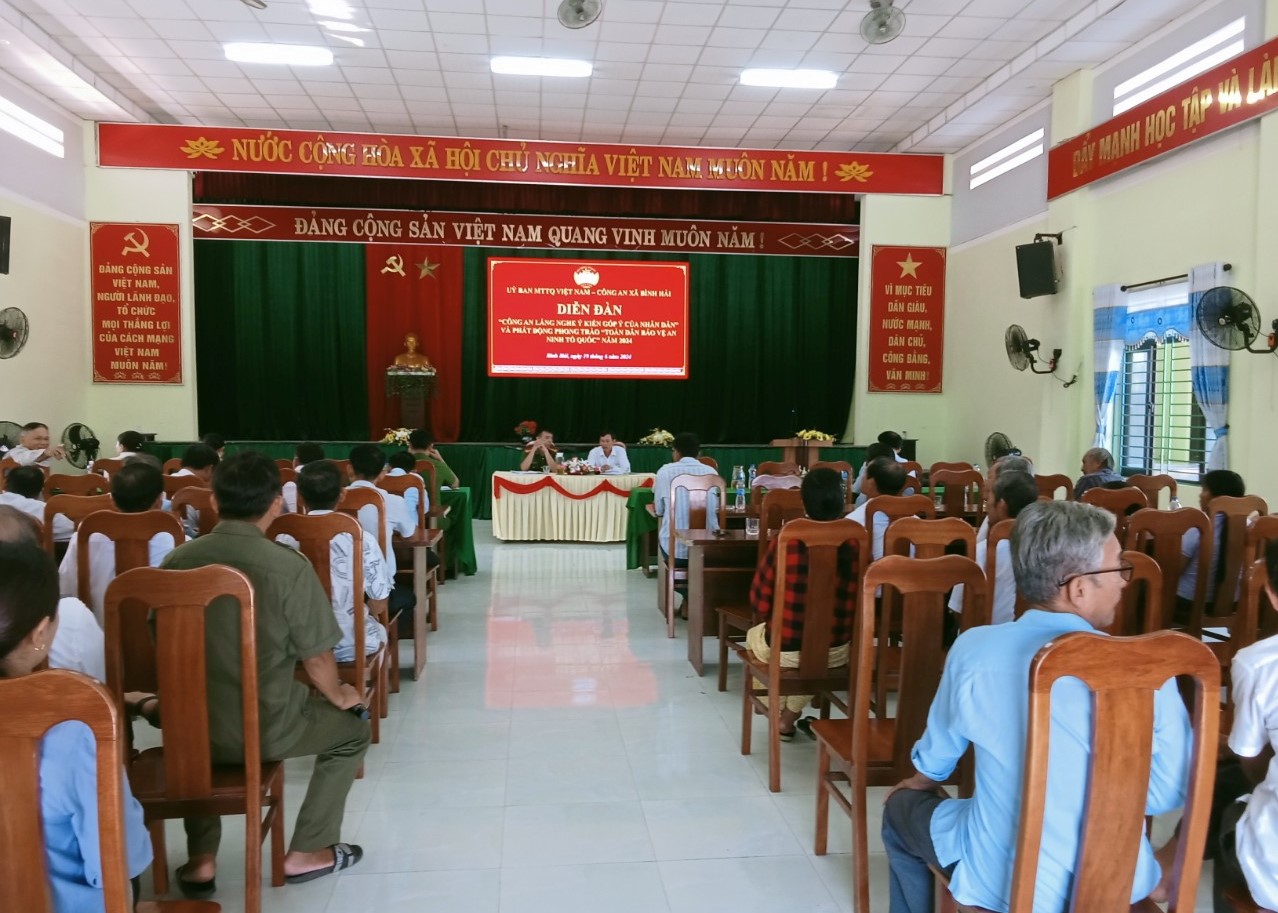Quang cảnh của Diễn đàn