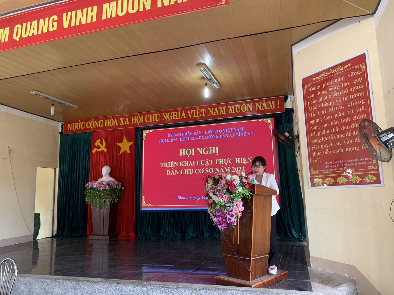 hinh khai mac